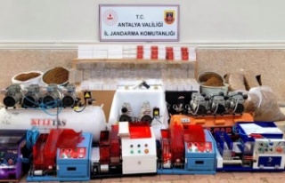 Antalya'da jandarmadan 500 bin liralık kaçak...