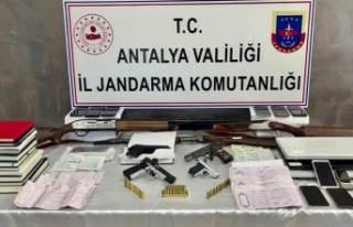 Antalya merkezli 3 ilde tefecilik yağma ve silahla...