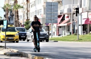 Antalya’da scooter faciası, kullanıcılara ders...