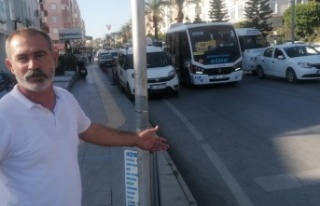 Aracının içinde fenalaşan sürücünün yardımına...