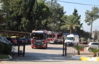 Fabrikada patlamayla birlikte yangın çıktı, 1...