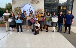 Genç MÜSİAD üyeleri ahşap boyama etkinliğinde...