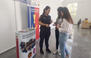 Jandarmadan "Kadına el kalkmaz" sloganıyla...