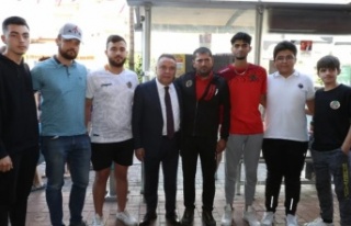 Alanya halkından Başkan Böcek’e otobüs serzenişi