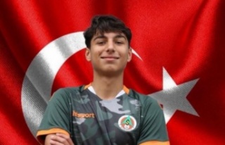 Alanyaspor U19 takımı oyuncusuna milli davet