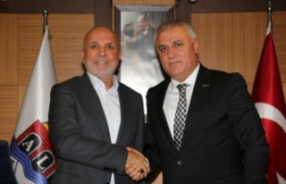 Alanyaspor'dan ALTSO Başkanı Erdem'e ziyaret