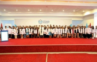 ALKÜ’de hekim adaylarının beyaz önlük heyecanı