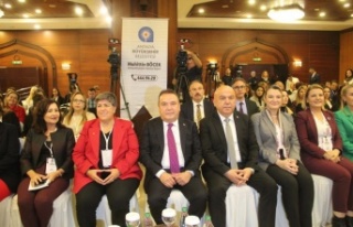 Antalya Büyükşehir Belediye Başkanı Böcek: "2...