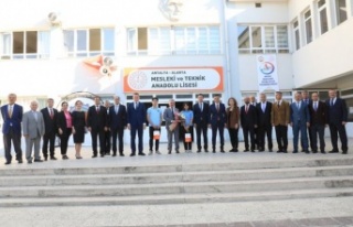 Antalya Valisi Yazıcı Alanya Mesleki ve Teknik Anadolu...