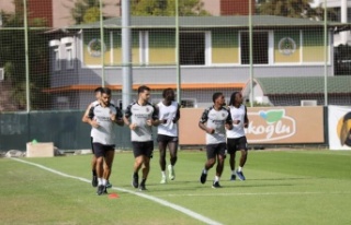 Corendon Alanyaspor, Adana Demirspor maçı hazırlıklarına...