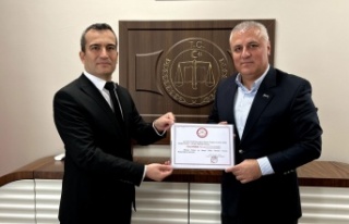 Eray Erdem mazbatasını aldı