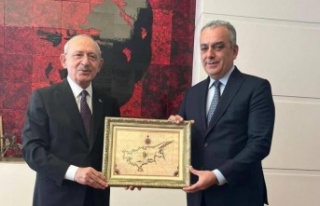 Esen, Kılıçdaroğlu’na Konyaaltı’nı anlattı