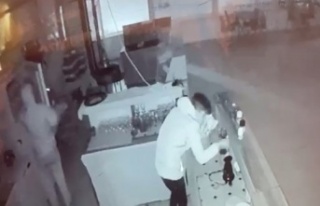 Gazipaşa'da SMA hastası Arya bebeğin yardım...