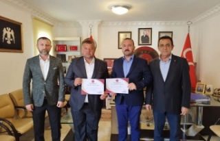 MHP Alanya’da 2 mahalleye atama