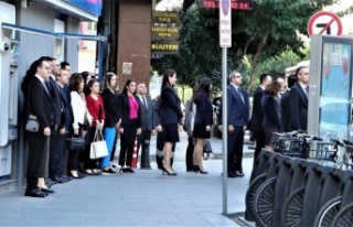 Saygı duruşu sırasında yaşanan zincirleme kazada...