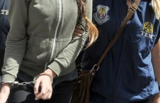 16 ayrı suçtan aranan kadın Antalya'da yakalandı