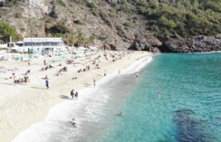 Alanya'da güneşli Aralık ayını fırsat bilen...