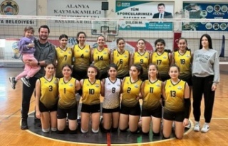 Alanya'nın kızları 4 kategoride şampiyon...