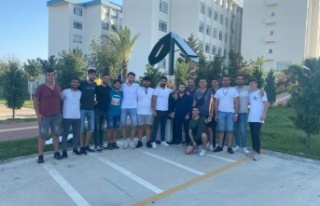 ALKÜ’lü öğrencilerden güneş enerjili şarj...