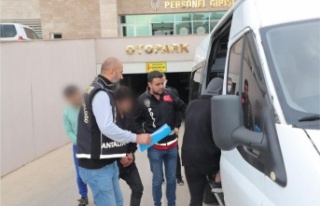 Antalya'da aranan 70 şüpheli yakalandı