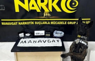 Antalya’da polisten 3 ilçede uyuşturucu operasyonu
