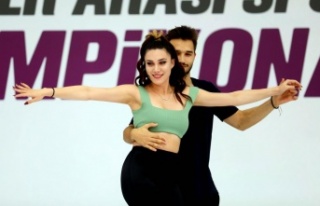 Antalya’da Salsa rüzgarı esiyor