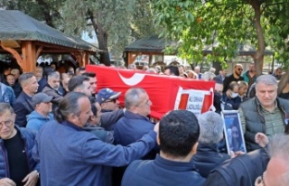 Duayen gazeteci Ali Orhan, son yolculuğuna gözyaşlarıyla...