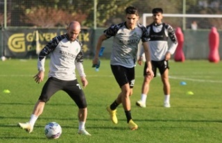 Efecan Karaca: “İkinci yarı istediğimiz puanları...