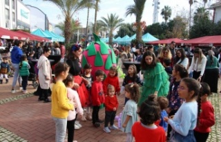 Gazipaşa'da Yeni Yıl Pazarı yoğun katılımla...