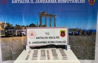 Jandarma ekipleri 528 adet uyuşturucu hap ele geçirdi
