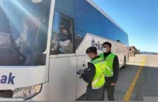 Jandarmadan Alanya’da kış lastiği denetimi