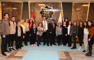 Rektör Kalan özel misafirleri ağırladı