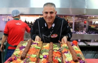 Tescili boru kebabını yemeye yurt dışından bile...