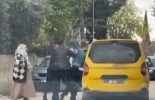 Ticari taksi şoförü tartıştığı şahıs tarafından...
