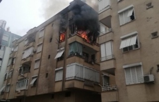 Yanan evinin son halini görünce fenalık geçirdi