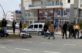2 motosiklet çarpıştı: 1'i ağır 4 yaralı...