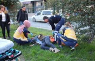 Alanya’da refüje çarpan motosiklet sürücüsü...