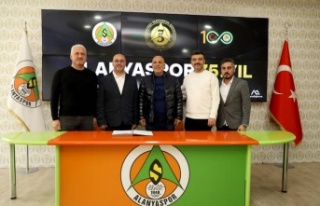 'Alanyaspor 75. Yıl Vizyon Kitap Projesi'nin...