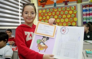 Antalya'da 492 bin öğrenci karne aldı