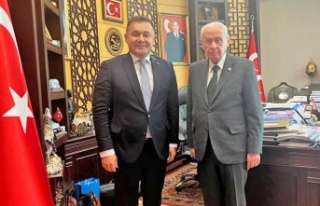 Başkan Yücel, MHP Genel Başkanı Bahçeli’yi...