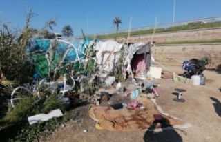 Çöple kaplı baraka çadıra uyuşturucu operasyonu