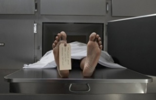 Alanya’da merdivenlerden düşen Alman turist hayatını...