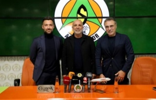 Alanyaspor, Ersun Yanal ile 1.5 yıllık sözleşme...