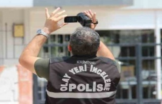 Apartman yöneticisi evinde ölü bulundu