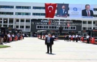 Başkan Böcek: "Ulaşım sektörü ile ilgili...