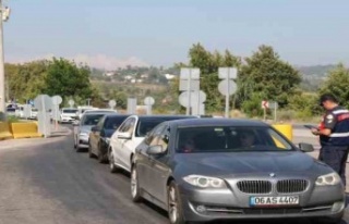 Bayramda nüfusun ikiye katlanması beklenen Antalya'ya...