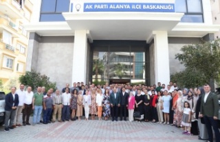 Çavuşoğlu, AK Parti Alanya İlçe Teşkilatıyla...