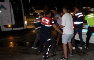 Kazada alkollü çıkan hekime meydan dayağı