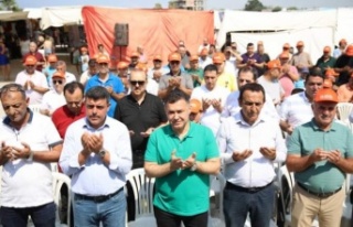 Türkler Pazar Yeri dualarla hizmete açıldı