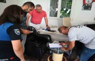 Yolda bulduğu 15 bin lirayı sahibine ulaştırdı